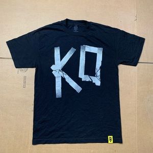 2014 WWE NXT Kevin Owens KO Tape Shirt Size Medium Wrestling WWF WCW ECW AEW